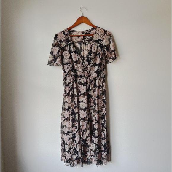 Band of Gypsies Women's Floral V-Neck Midi Dress Black Pink - Picture 2 of 14